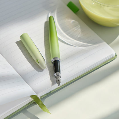 万年筆 Sheaffer® VFM グリーングラデーション E0943143 / MATCHA 抹茶