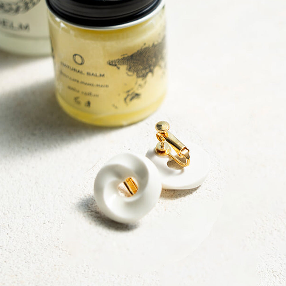 イヤリング 白 / くるり