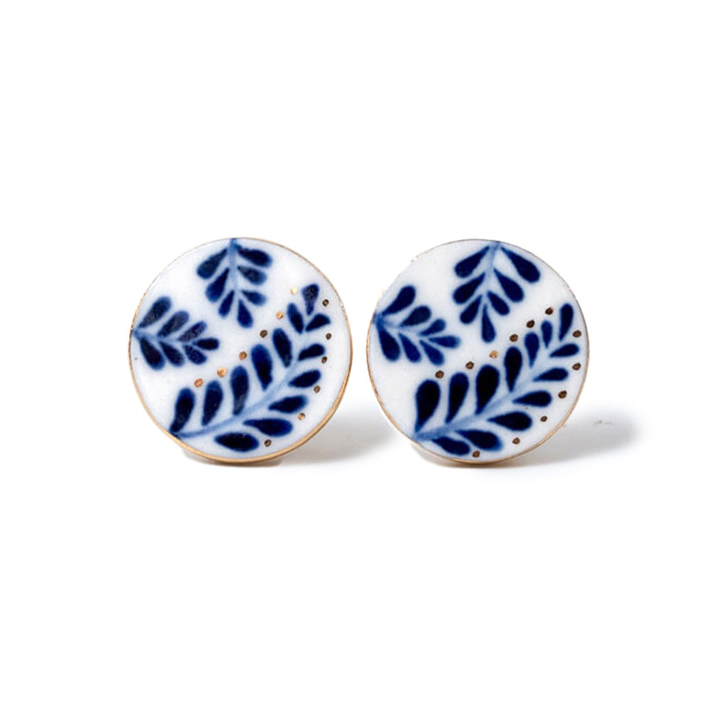 ピアス 羊歯 / 手描きの丸いタイル