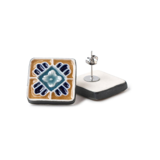 ピアス 花枠 青 / マジョリカ