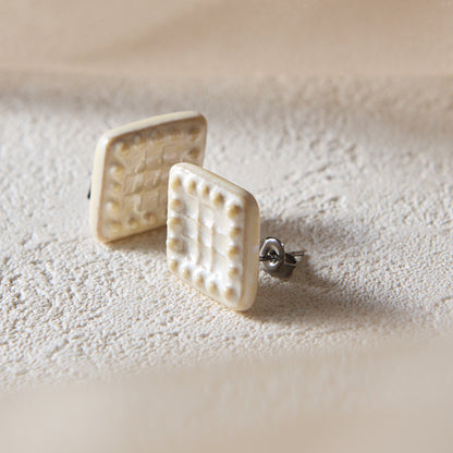 ピアス ダイヤ / 人魚の涙