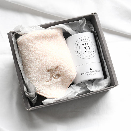 パフュームオイル 10ml + タオルハンカチ パウダーピンク / Premium Gift Set