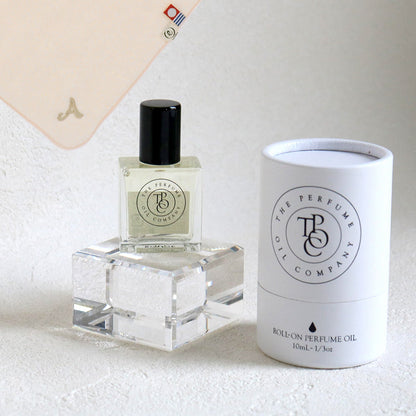 パフュームオイル 10ml + タオルハンカチ パウダーピンク / Premium Gift Set