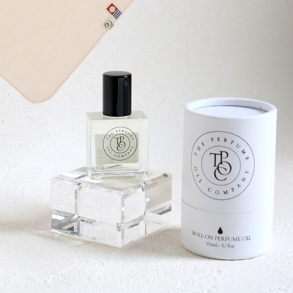 パフュームオイル 10ml + タオルハンカチ パウダーピンク / Premium Gift Set
