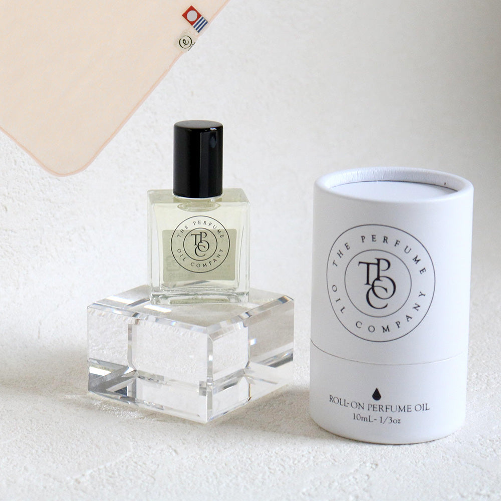 パフュームオイル 10ml + タオルハンカチ パウダーピンク / Premium Gift Set