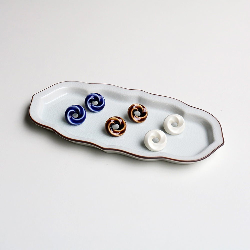 ピアス 茶 / くるり