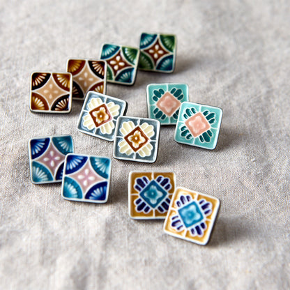 ピアス 手毬 緑 / マジョリカ