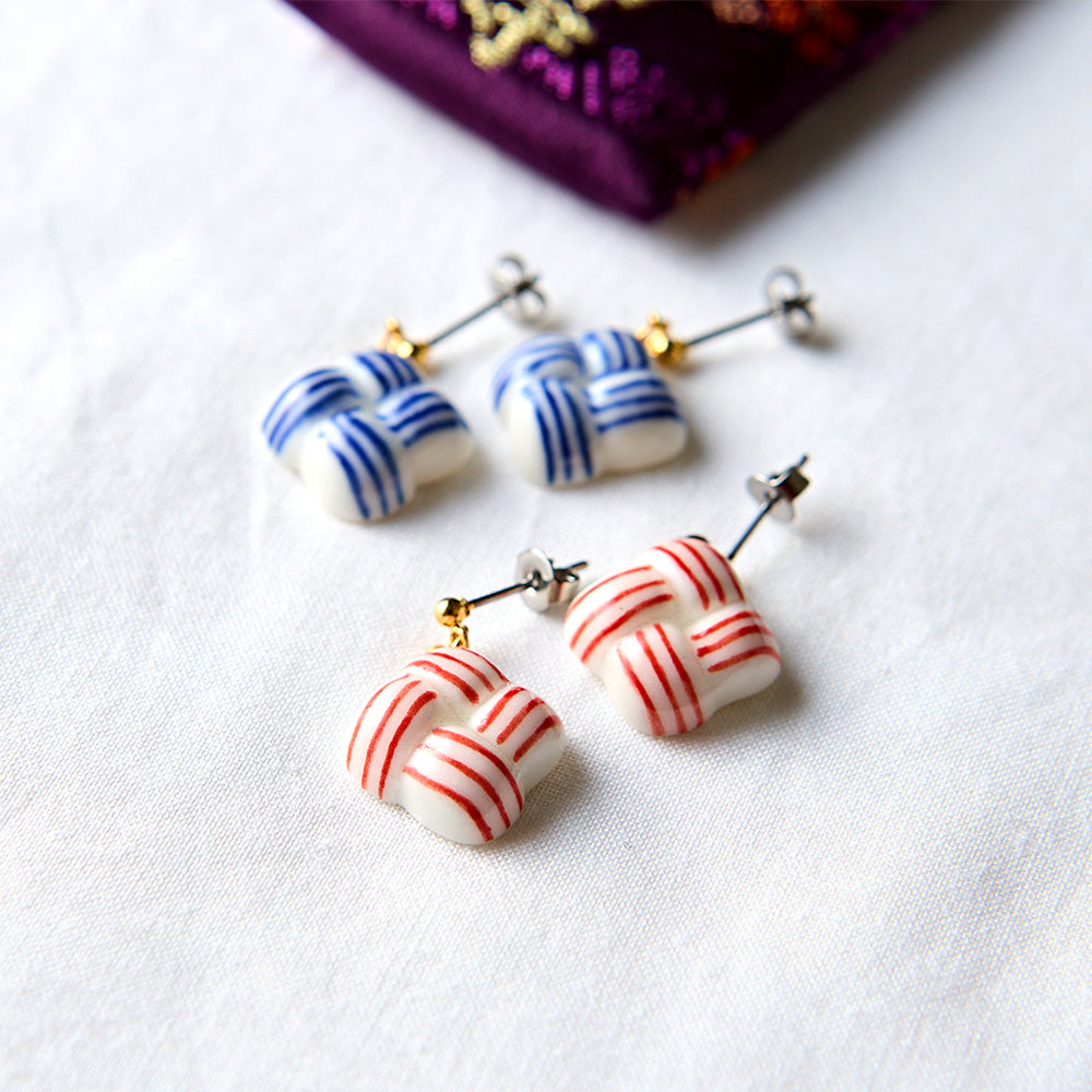 ピアス 藍 / 結び